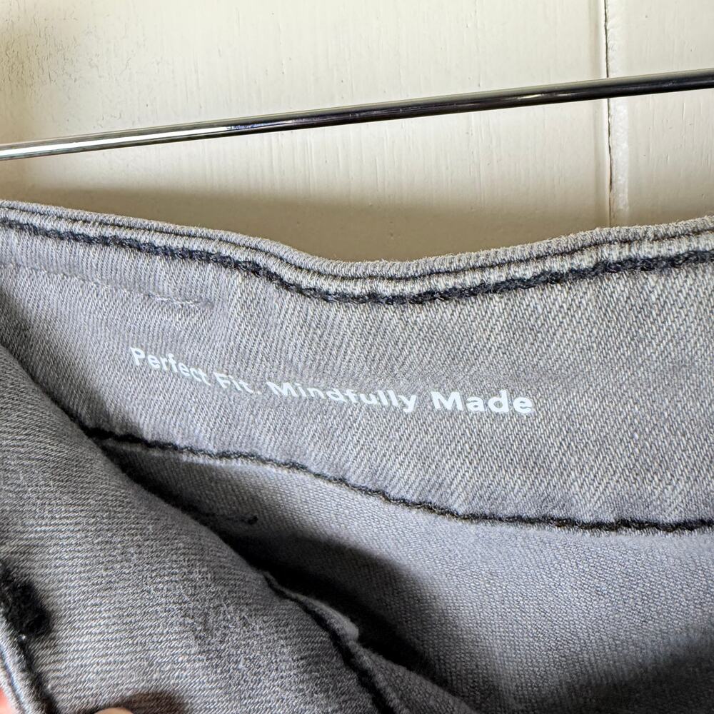 DL1961 Avery mens Modern Straight Jeans gray jeans size 36 Fading whiskering. - Picture 6 of 9